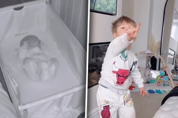 Baby weint: Was kleiner Bruder dann tut, ist das "wohl Schönste", das Mutter je erlebt hat
