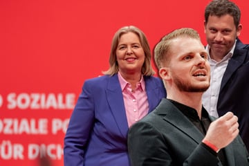 Bas, Klingbeil und Klüssendorf: SPD hat in Berlin neue Führung gewählt