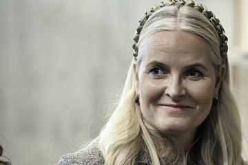 Kronprinzessin bricht ihr Schweigen: Mette-Marit äußert sich zu Vorwürfen um Skandal-Sohn