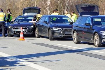 Unfall A4: Stau auf A4 wird polnischem Autodieb zum Verhängnis