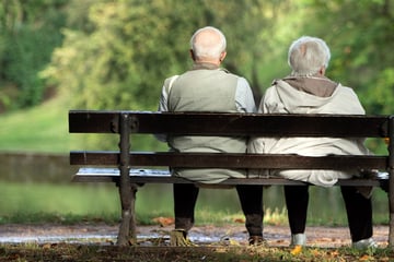 Daran liegt's: Im Südwesten leben Menschen deutlich länger als im Osten