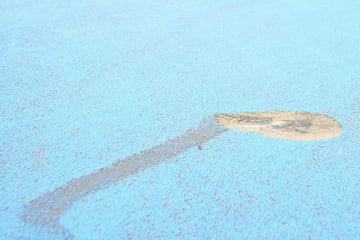 "Radfahrerhass?": Loch in Fahrradbrücke bringt Boris Palmer auf die Palme