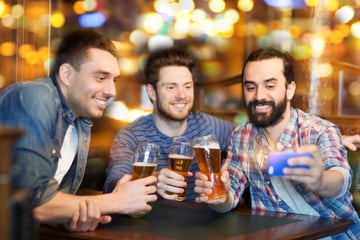 Schluckspechte aus dem Osten: Sachsen hängt sogar Bayern beim Bierkauf ab
