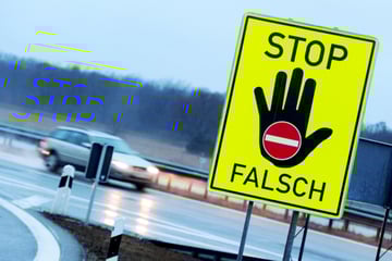 Unfall A8: Unfall auf A8 am Irschenberg: Falschfahrer rast ungebremst in Polizeiauto