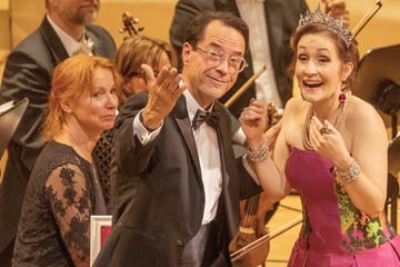 Dresden: "Candide" in der Semperoper mit Jan Josef Liefers: Die beste aller Welten?