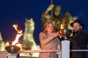 Berlin: Nach Sydney-Anschlag: Klöckner entzündet Chanukka-Licht in Berlin
