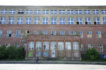 Chemnitz: Aufbauarbeiten für bekanntes Kunstfestival in Chemnitzer "Lost Place" starten