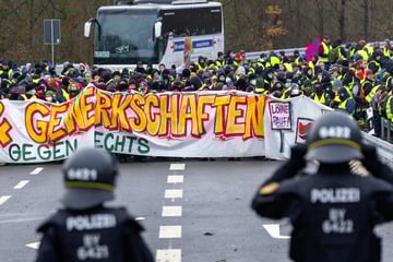 Mehr als 100 Ermittlungs-Verfahren nach Anti-AfD-Protesten in Gießen