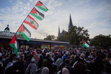 Berlin: Jahrestag des Hamas-Überfalls: Innensenatorin zieht Bilanz aus Polizeieinsätzen