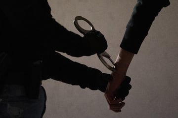 Kokain-Deal zerschlagen: Polizei nimmt fünf Menschen fest