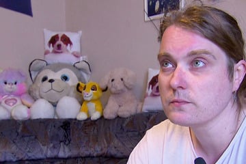 Jessica mit Baby überfordert, Sohn kommt in Pflegefamilie: "Runterschlucken, fertig!"
