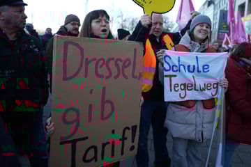 Hamburg: ver.di-Kundgebung: Hunderte Teilnehmer bei Warnstreik in Hamburg