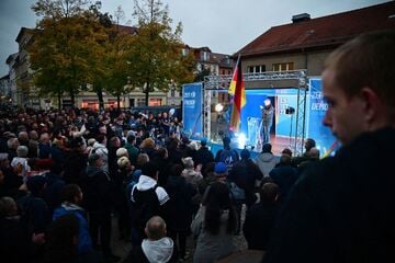 Nach brutalem Schüler-Angriff: AfD ruft Hunderte auf die Straße