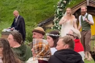 Als während der Trauung diese Person auftaucht, kann das Brautpaar nur schreien