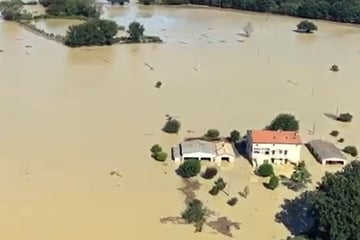 Heftiger Regen und Überschwemmungen in Italien: Zahl der Toten auf 9 gestiegen