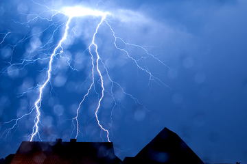 Gewitter und Starkregen beenden den Sommer im Norden