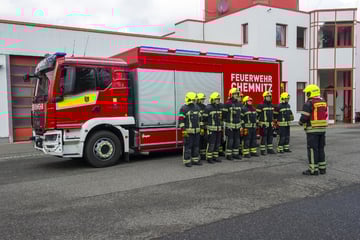 Chemnitz: Hightech-Fahrzeug löst 31 Jahre alten Vorgänger ab: Chemnitzer Berufsfeuerwehr rüstet sich für schwere Chemie-Unfälle