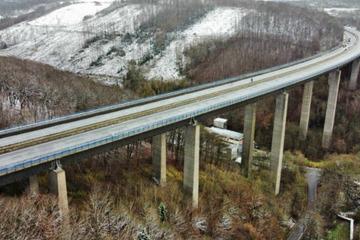 Wirtschaft in Aufruhr wegen langer Brückensperrung an A45