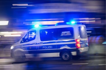 Berlin: Ehemann geht vor Kita mit Messer auf seine Frau los