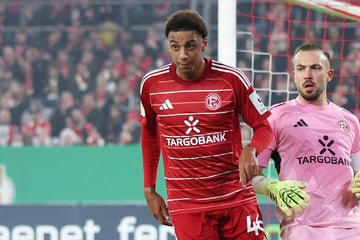 Krankmeldung zum Trainingsauftakt, dann Wechsel in die Bundesliga: Torwart schießt auf Instagram gegen Ex-Mitspieler