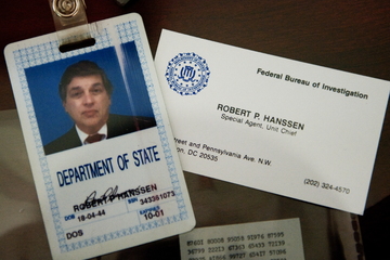 Robert Hanssen, infamous FBI double agent, found dead in prison cell