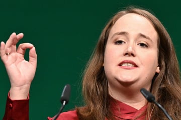 Glätte-Frust bei Ricarda Lang: Jetzt schießt sie gegen den Nabu!