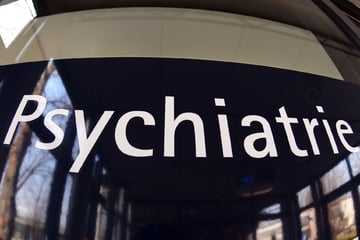 Feuerwehreinsatz in Reutlingen: Patient legt Brand in Psychiatrie