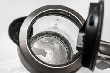 Wasserkocher entkalken: Schluss mit Kalkresten in Tee & Kaffee
