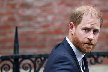 Prince Harry's lawyer slams "systematic" wrongdoing by UK newspaper group as trial opens
