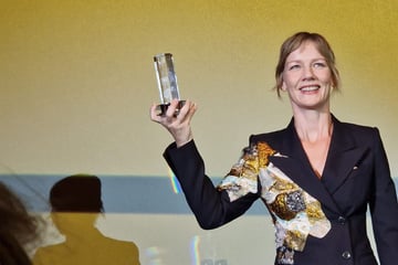 Sandra Hüller erhält Preis: "Möchte, dass ihr die Welt nach dem Film vielleicht ein bisschen anders seht!"