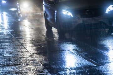 Regen im Norden erwartet! Auf den Straßen könnte es richtig glatt werden