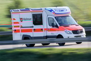 Tödliches Überholmanöver: Biker stirbt nach Frontalcrash mit Lkw