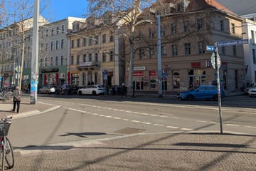 Leipzig: Mann auf Leipzigs Kneipenmeile bedroht! Jetzt sucht die Polizei Zeugen