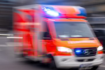 Von Ersthelfern gerettet: 49-Jähriger erleidet Herzinfarkt am Steuer