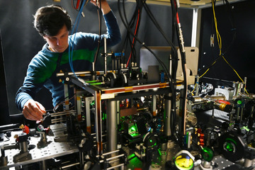 Forscher bauen extra schnellen Quantencomputer in Stuttgart