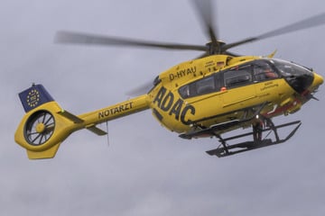 Großeinsatz nach Unfall: Sieben Menschen teils schwer verletzt