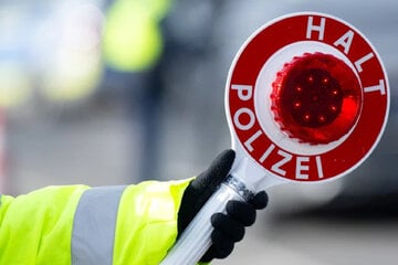 15-Jähriger beim Autofahren erwischt, doch die Polizei entdeckt noch mehr
