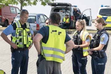 Drogen oder Alkohol am Steuer? Polizei übt bei zwei Großkontrollen