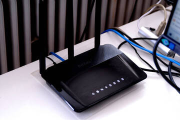 Trump's FCC announces new internet router ban over "national security" reasons