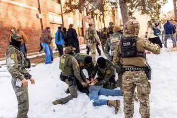 Riot breaks out at Minneapolis high school as Border Patrol agents disrupt dismissal