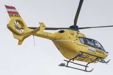 Er hatte nicht einmal Schuhe an: Deutsche Teenager versinken im Schnee und müssen gerettet werden