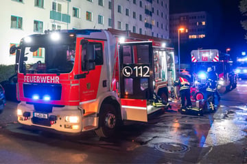 Leipzig: Alarm im Südosten von Leipzig: Brand in Wohnblock