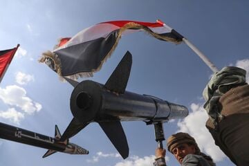 Nahost-Konflikt: Militär greift Stellungen der Huthi im Jemen an