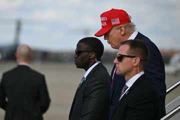 Trump returns to sharing QAnon memes with bizarre post: "The best is yet to come"