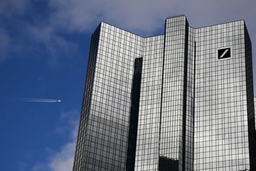 Razzia bei der Deutschen Bank: Ermittler durchsuchen Frankfurter Hauptsitz