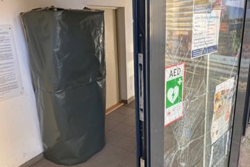 Vandalismus im Erzgebirge: Parkscheinautomat gesprengt