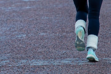 Erschreckender Vorfall: Joggerin angefallen und sexuell belästigt