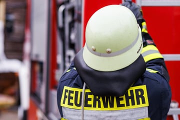 Wohnhausbrand bei Freiburg: Feuerwehr findet toten Mann