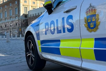 Bus rammt Bushaltestelle in Stockholm: Tote und Verletzte