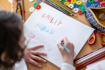 Stillstand an der Spitze: Das sind die zwei beliebtesten Vornamen in NRW